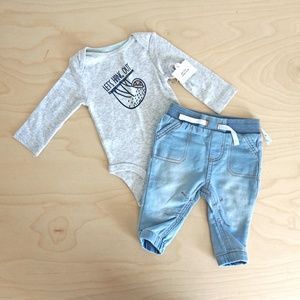 NWOT 2-Piece Sloth Outfit